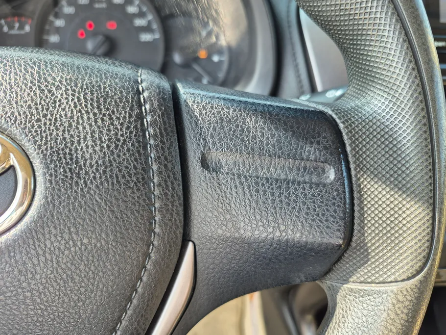 2022 Toyota Yaris  Y 