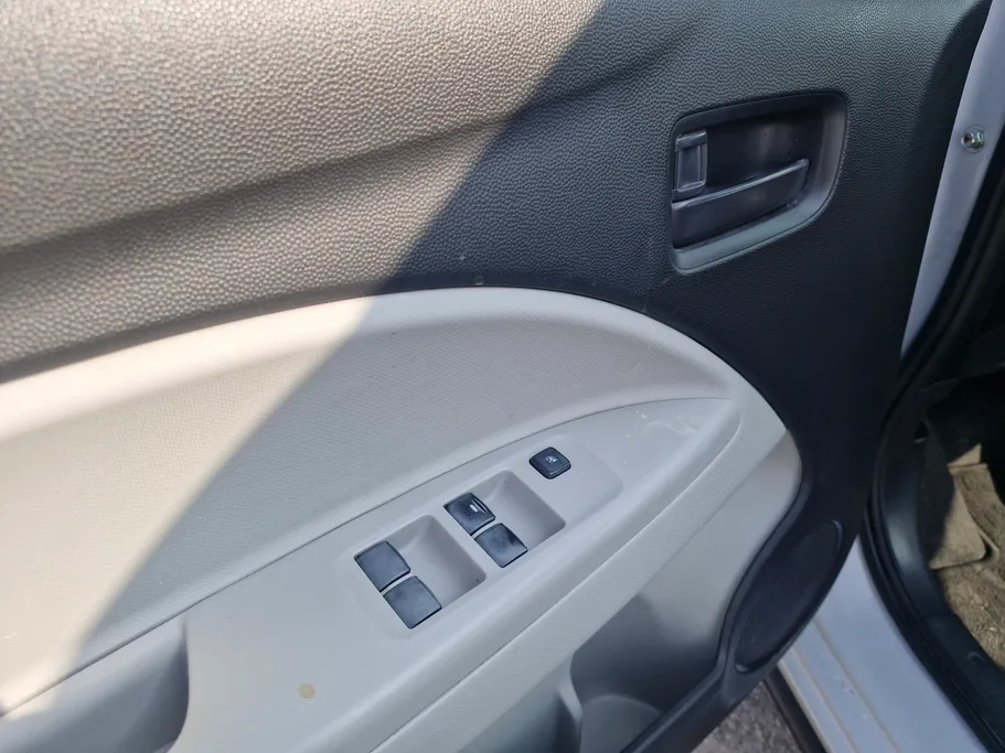 2021 Mitsubishi Attrage GLX LL 