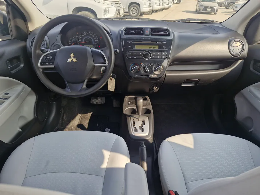 2021 Mitsubishi Attrage GLX LL 