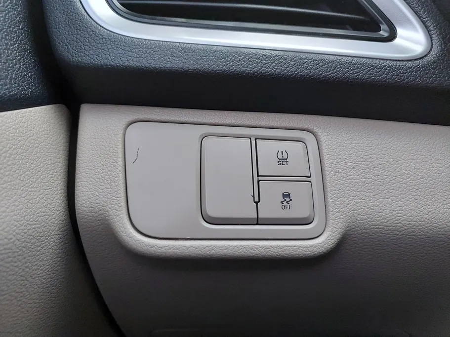 هيونداي اكسنت سمارت 2023 