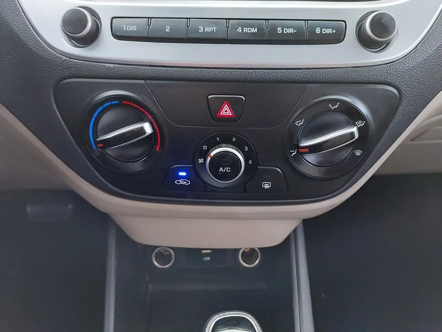 هيونداي اكسنت سمارت 2023 