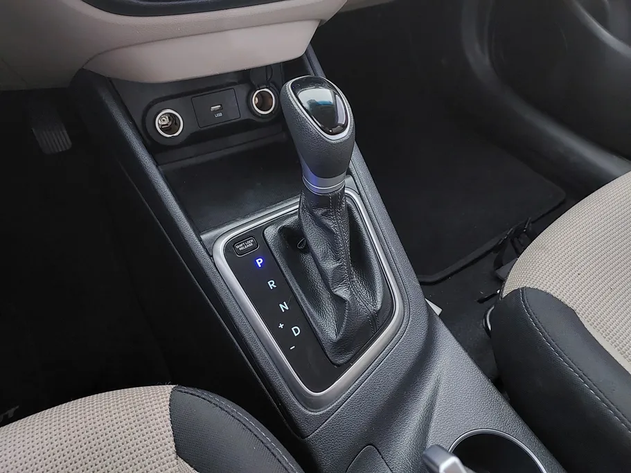 هيونداي اكسنت سمارت 2023 