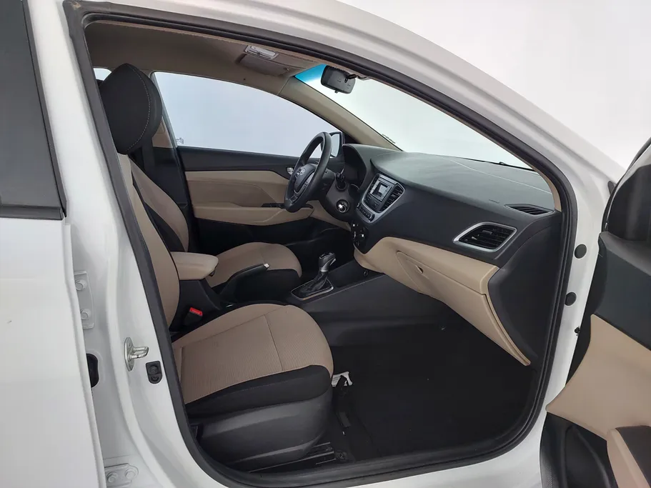 هيونداي اكسنت سمارت 2023 