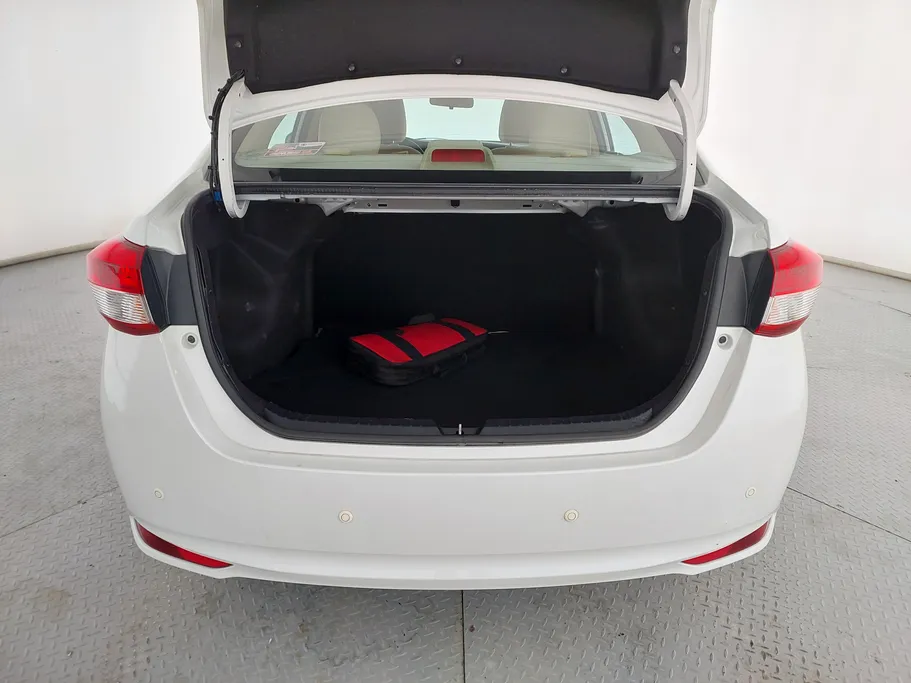 2019 Toyota Yaris  Y 