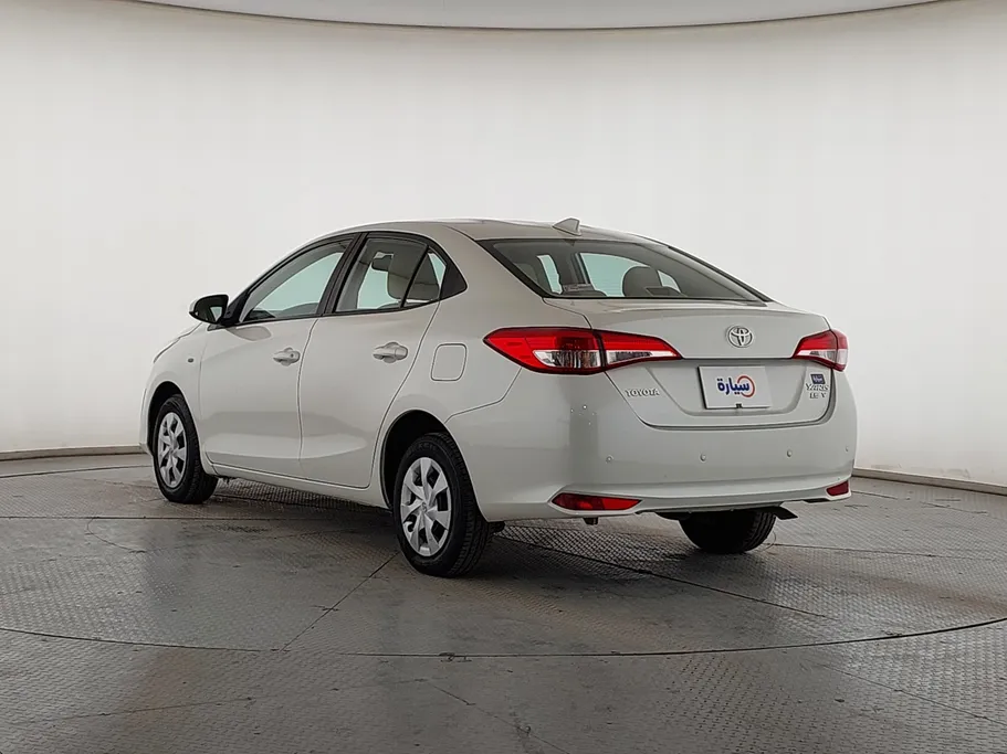 2019 Toyota Yaris  Y 