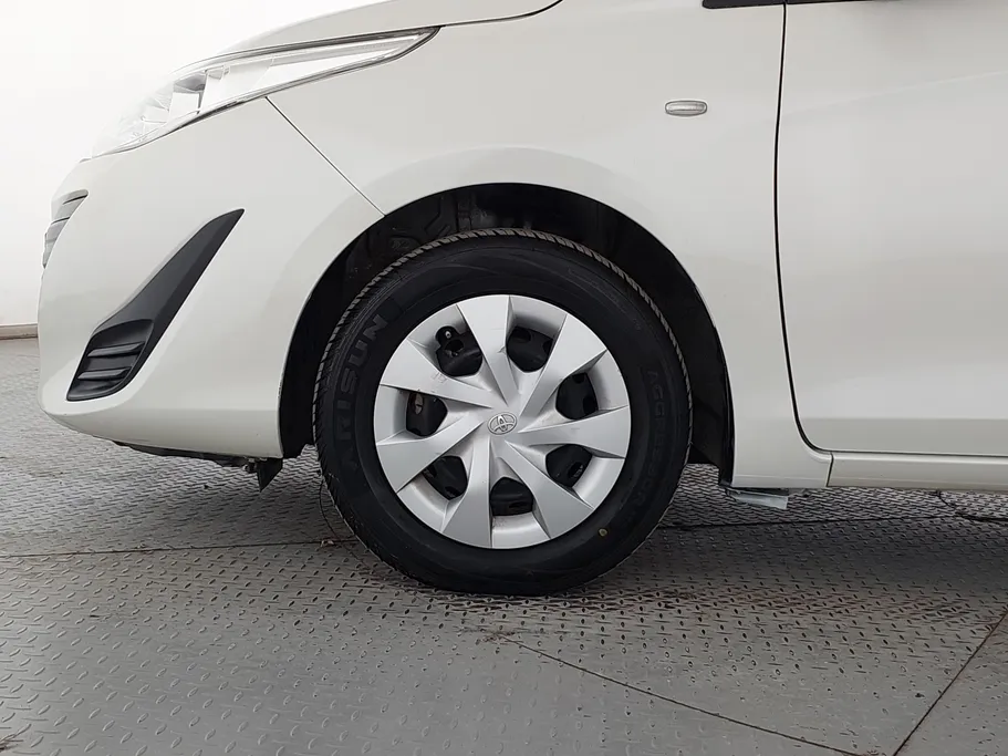 2019 Toyota Yaris  Y 