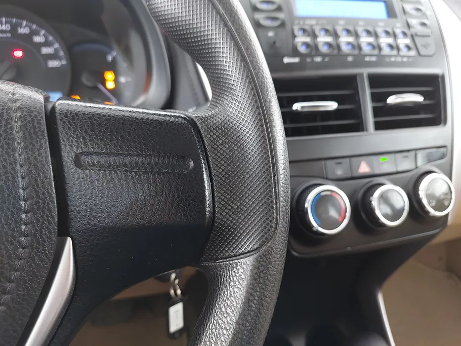 2019 Toyota Yaris  Y 