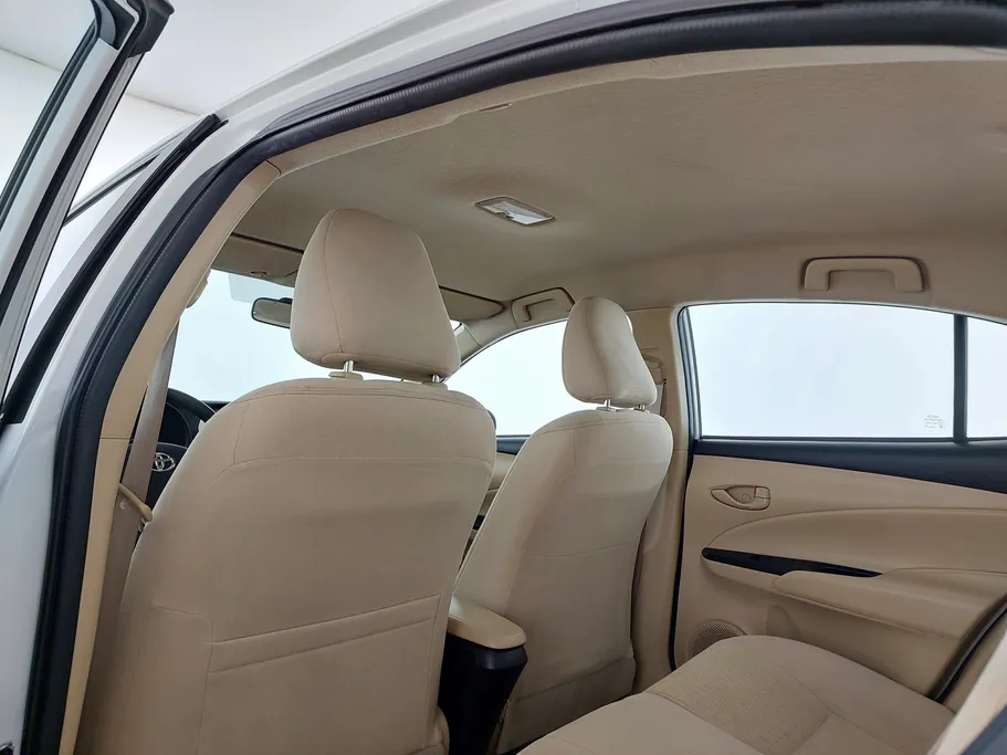 2019 Toyota Yaris  Y 