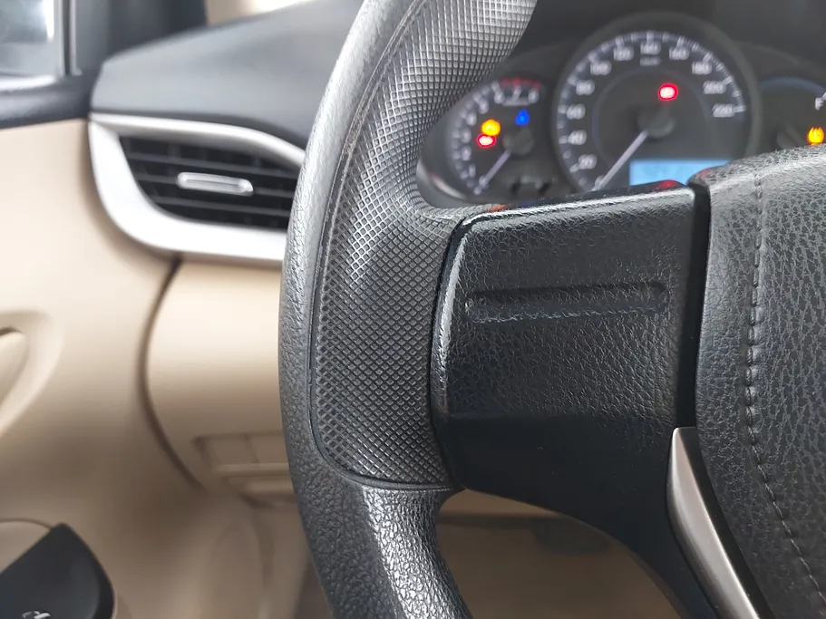 2019 Toyota Yaris  Y 