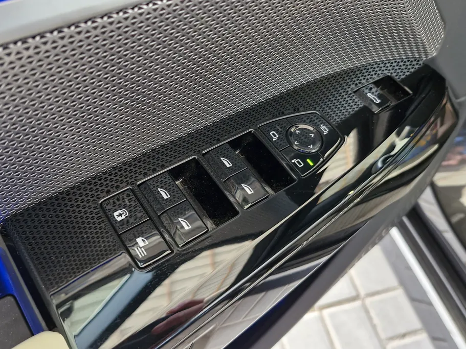 2024 BMW 7 Series 735i 