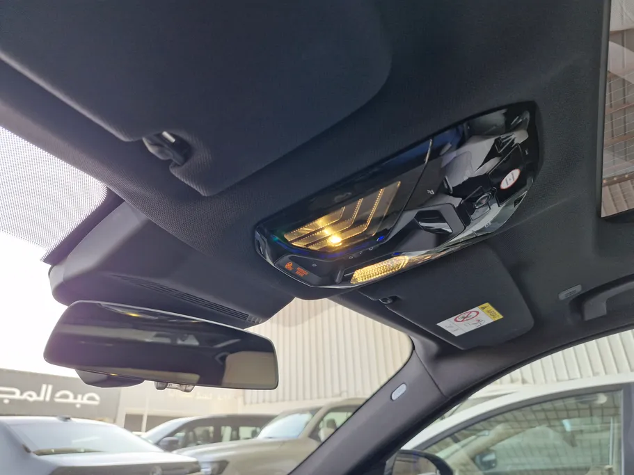 2024 BMW 7 Series 735i 