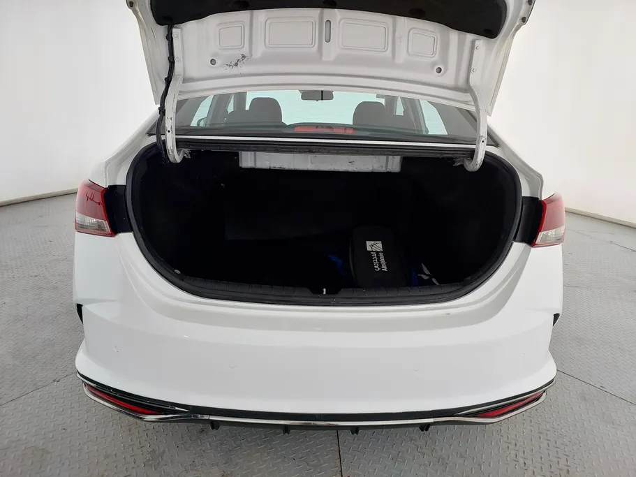 2022 هيونداي Accent سمارت 