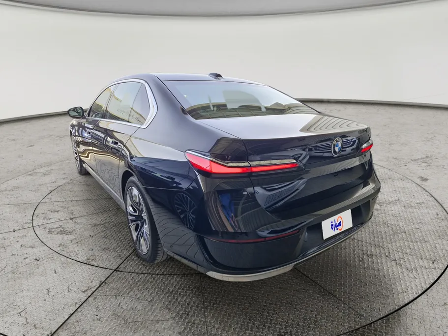 2024 BMW 7 Series 735i 