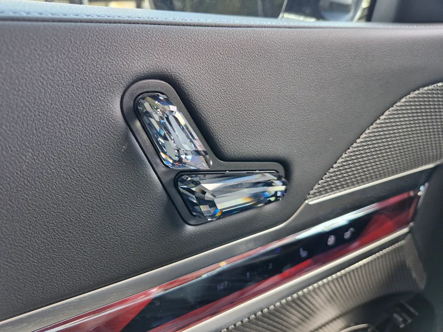 2024 BMW 7 Series 735i 