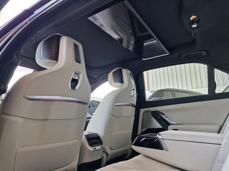 2024 BMW 7 Series 735i 