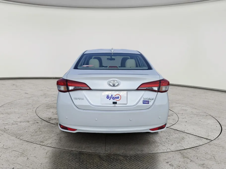 تويوتا يارس Y 2022 