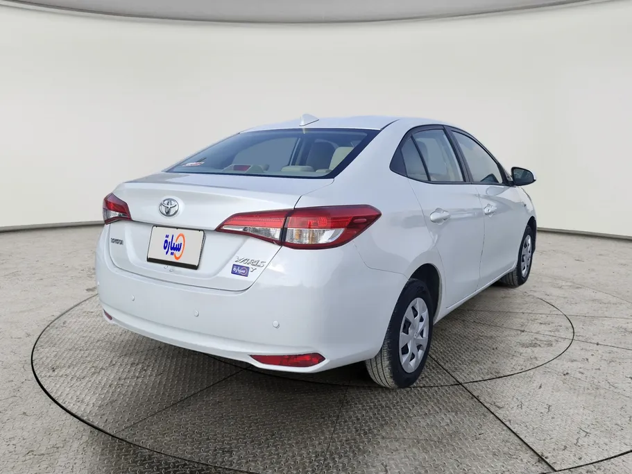 تويوتا يارس Y 2022 