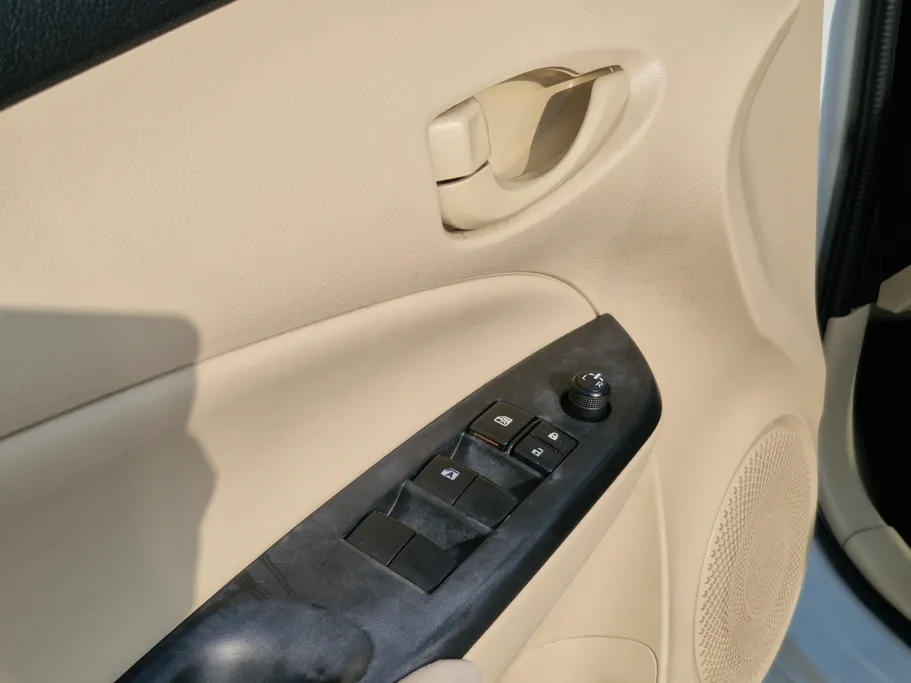 تويوتا يارس Y 2022 