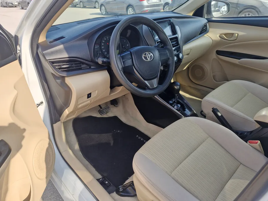 تويوتا يارس Y 2022 