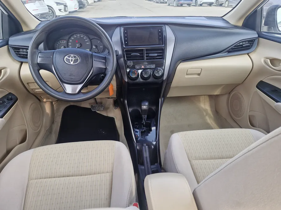 تويوتا يارس Y 2022 