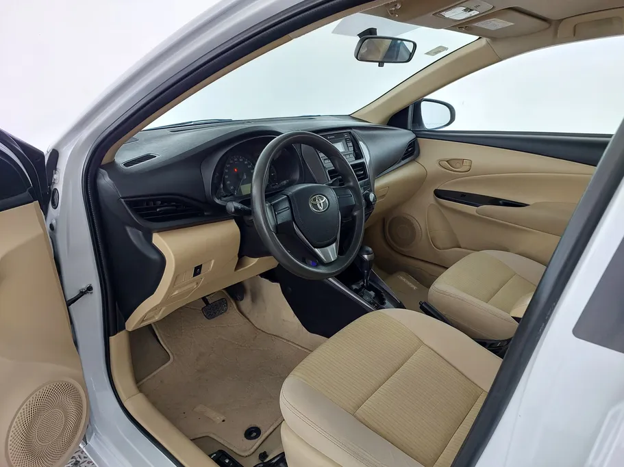 تويوتا يارس Y 2022 