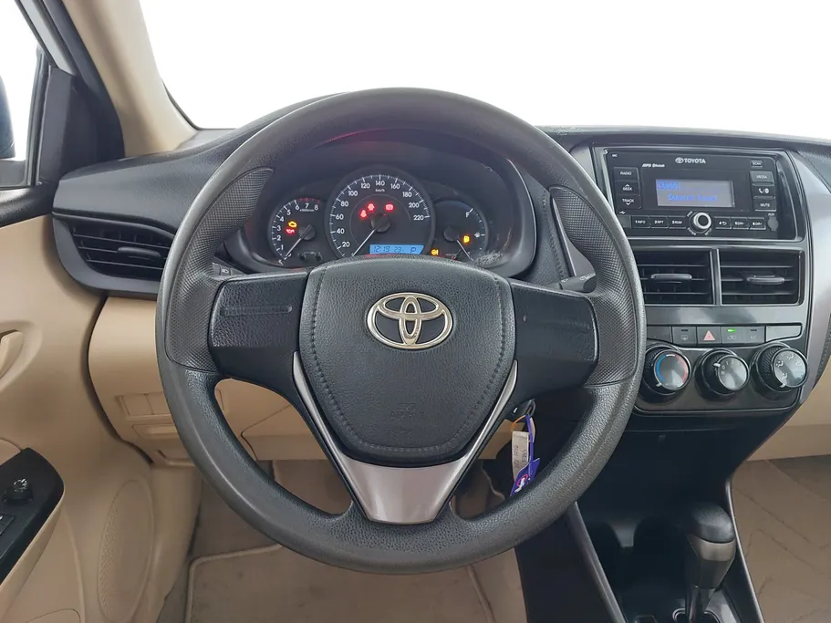 تويوتا يارس Y 2022 