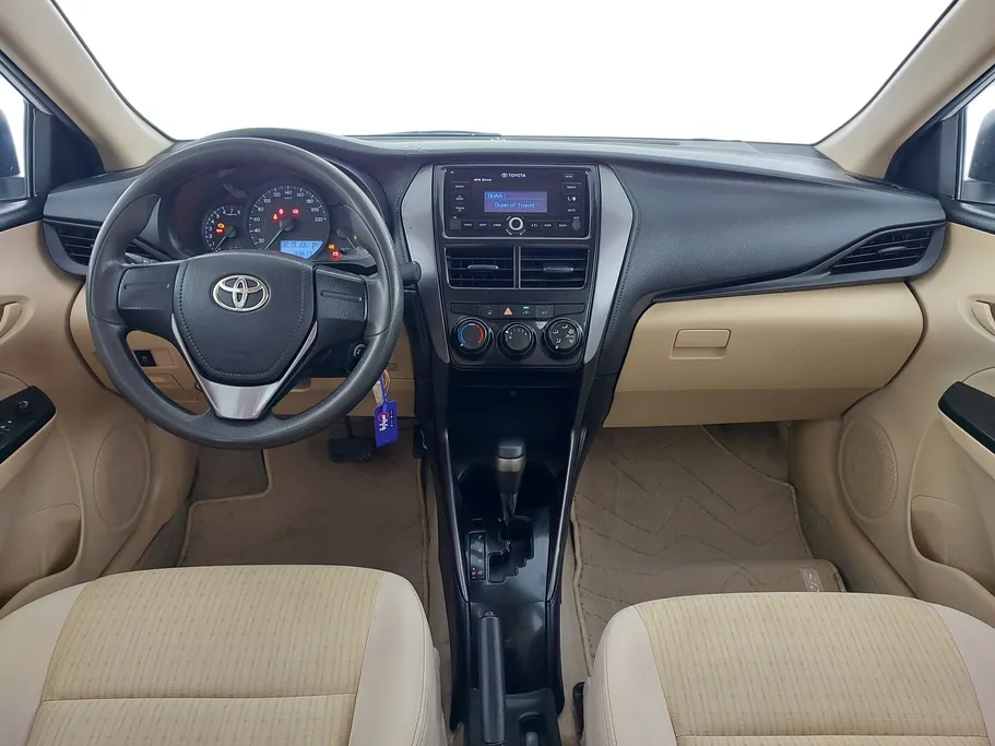 تويوتا يارس Y 2022 