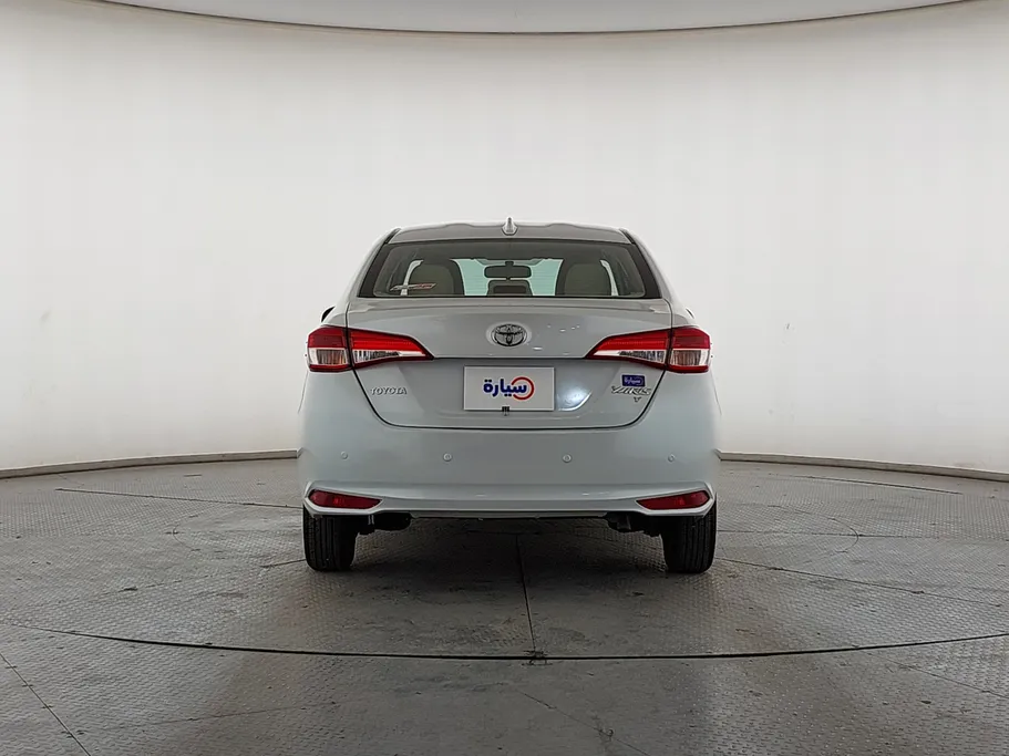 تويوتا يارس Y 2022 