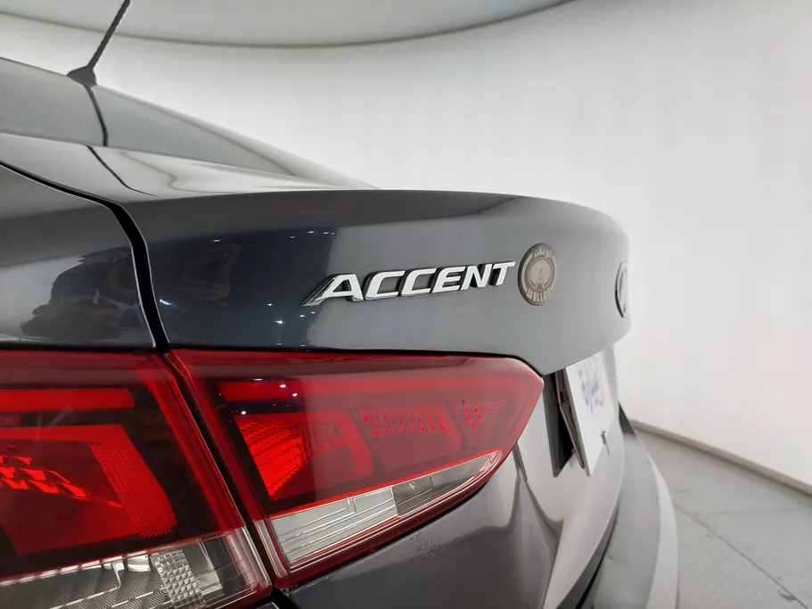 2023 Hyundai Accent Smart 