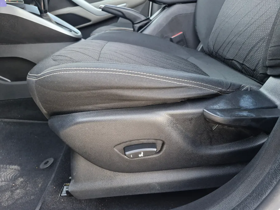 2023 Chevrolet Groove LT 