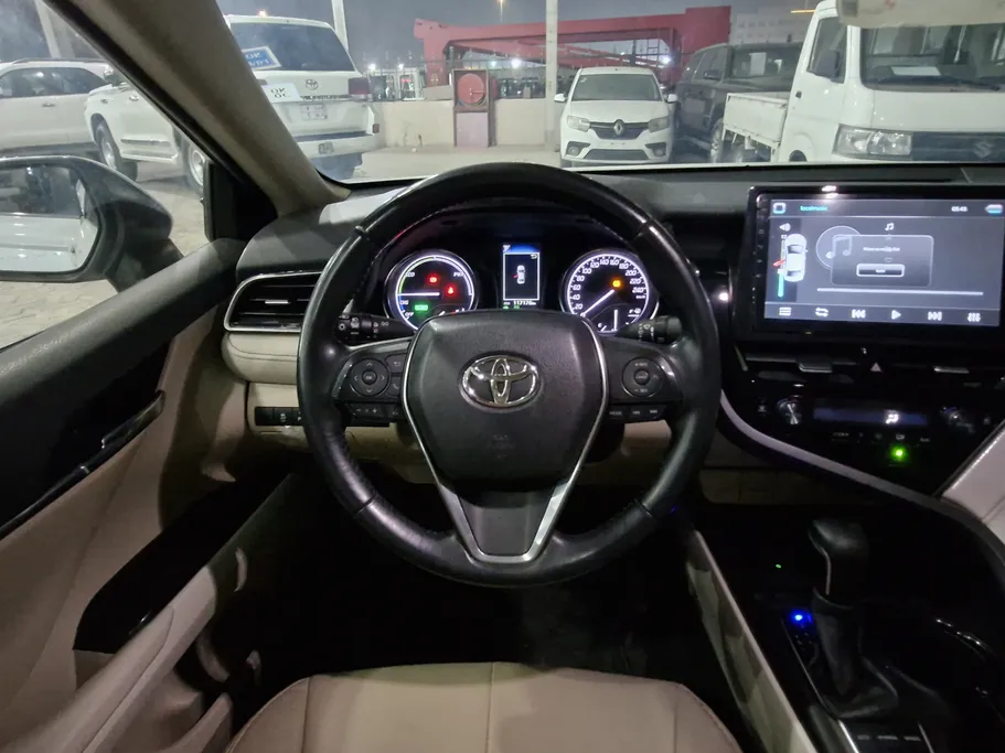 2023 Toyota Camry  GLE HEV  