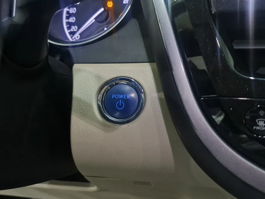 2023 Toyota Camry  GLE HEV  