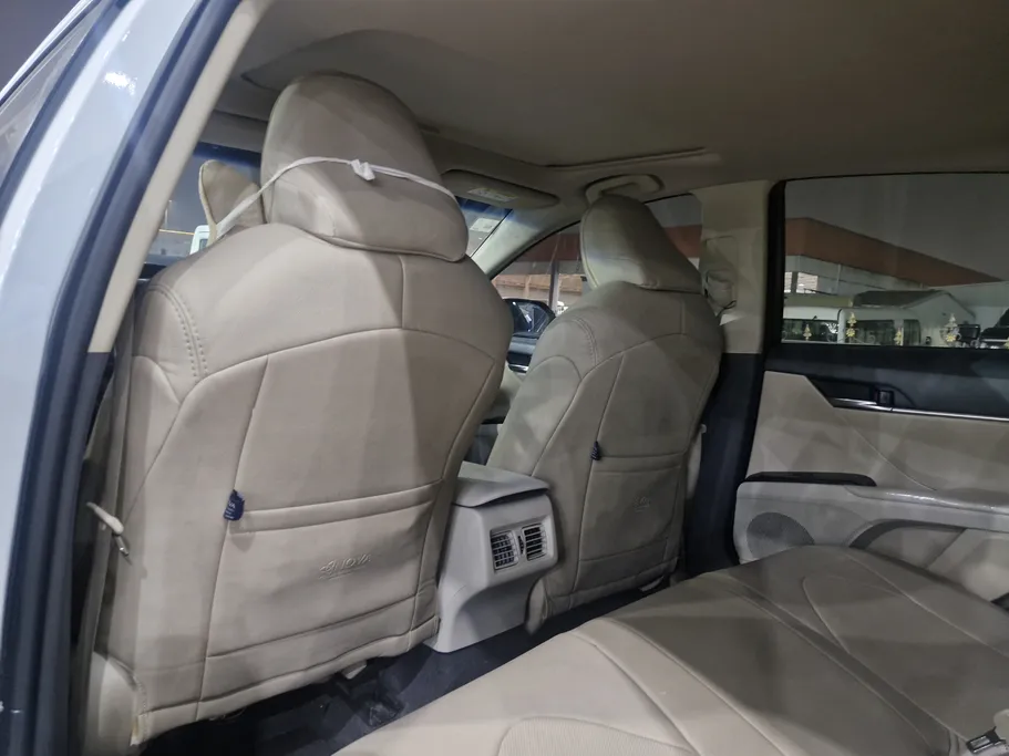 2023 Toyota Camry  GLE HEV  