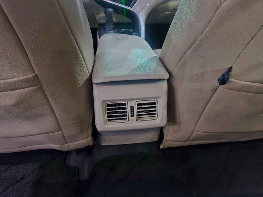 2023 Toyota Camry  GLE HEV  