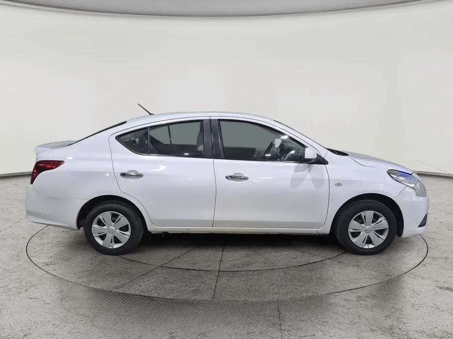 2020 Nissan Sunny SV 