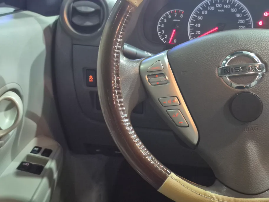 2020 Nissan Sunny SV 