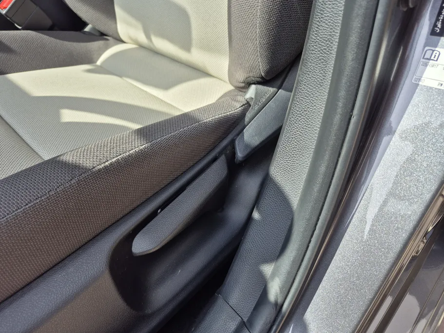 تويوتا كورولا XLI Executive Moonroof 2023 