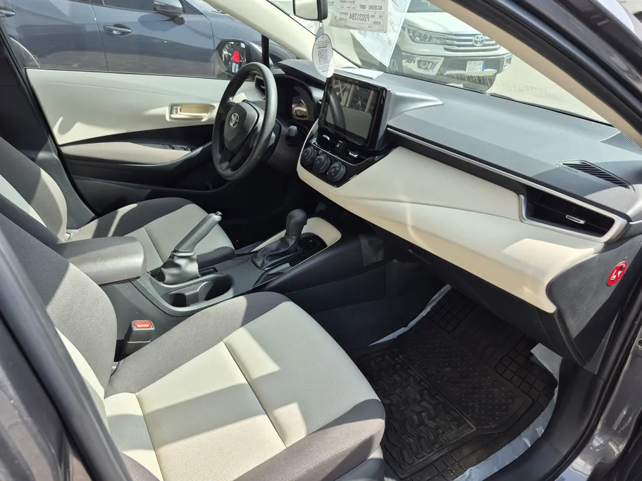 تويوتا كورولا XLI Executive Moonroof 2023 