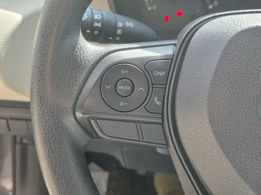 تويوتا كورولا XLI Executive Moonroof 2023 