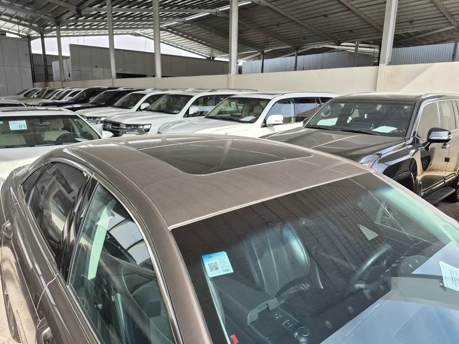 2022 Ford Taurus Titanium 