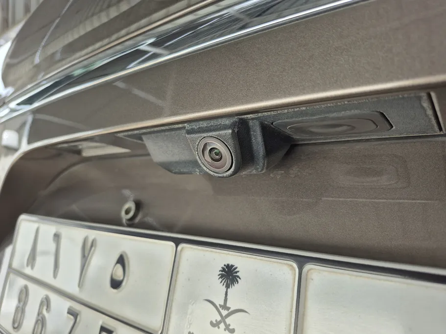 2022 Ford Taurus Titanium 