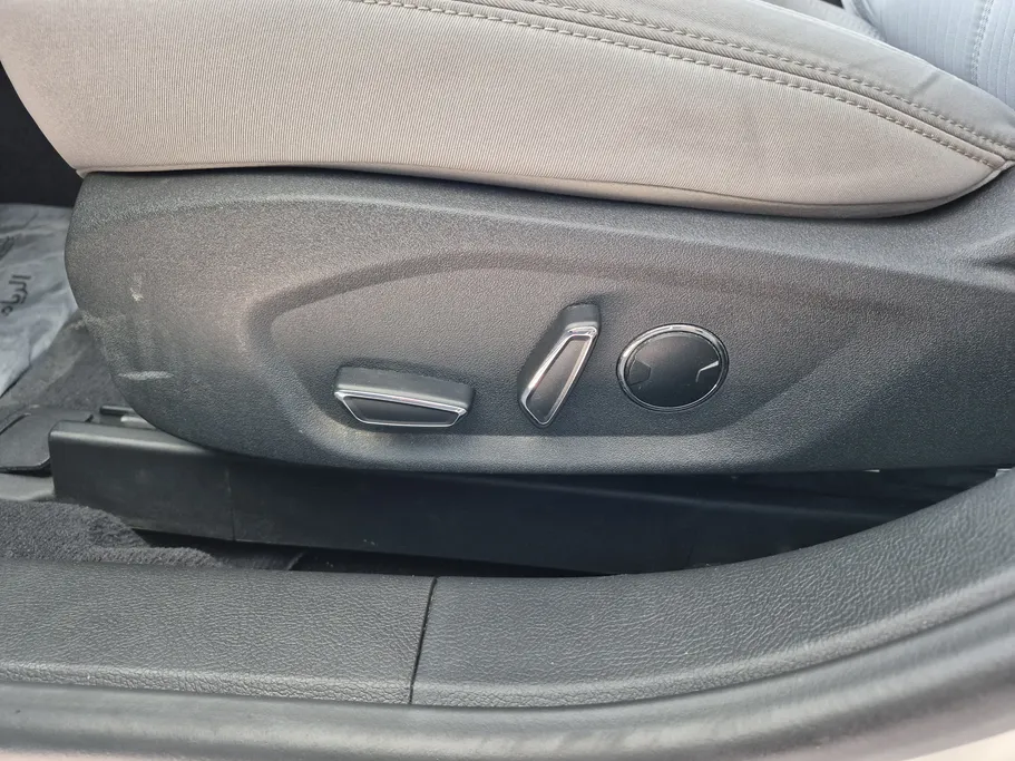 2022 Ford Taurus Ambiente 