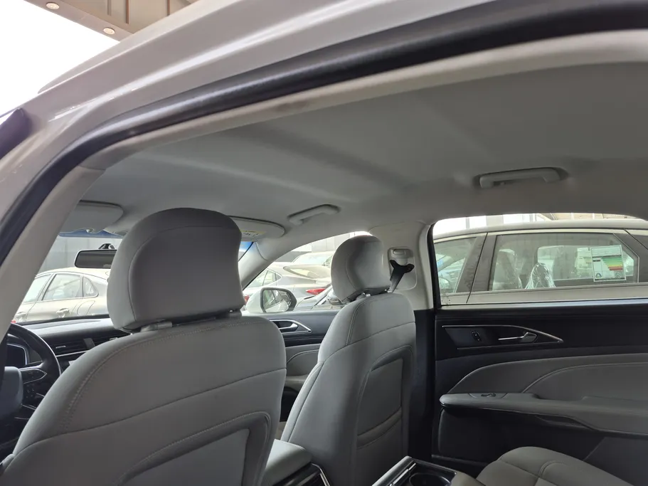 2022 Ford Taurus Ambiente 