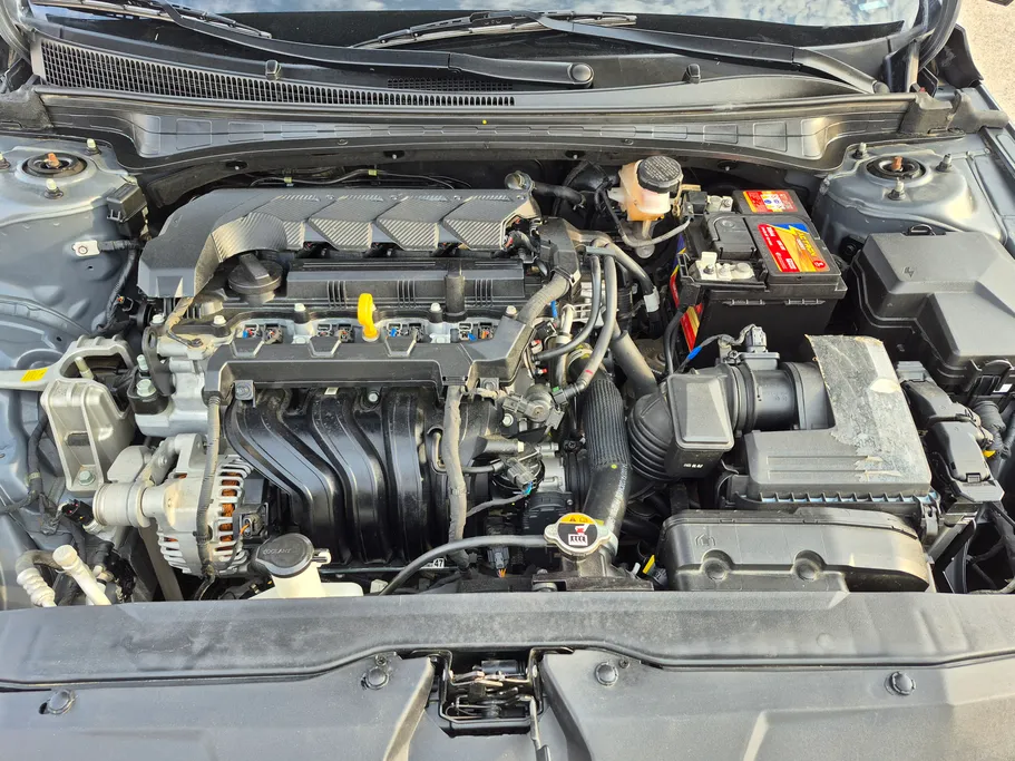 2023 Hyundai Elantra Smart 