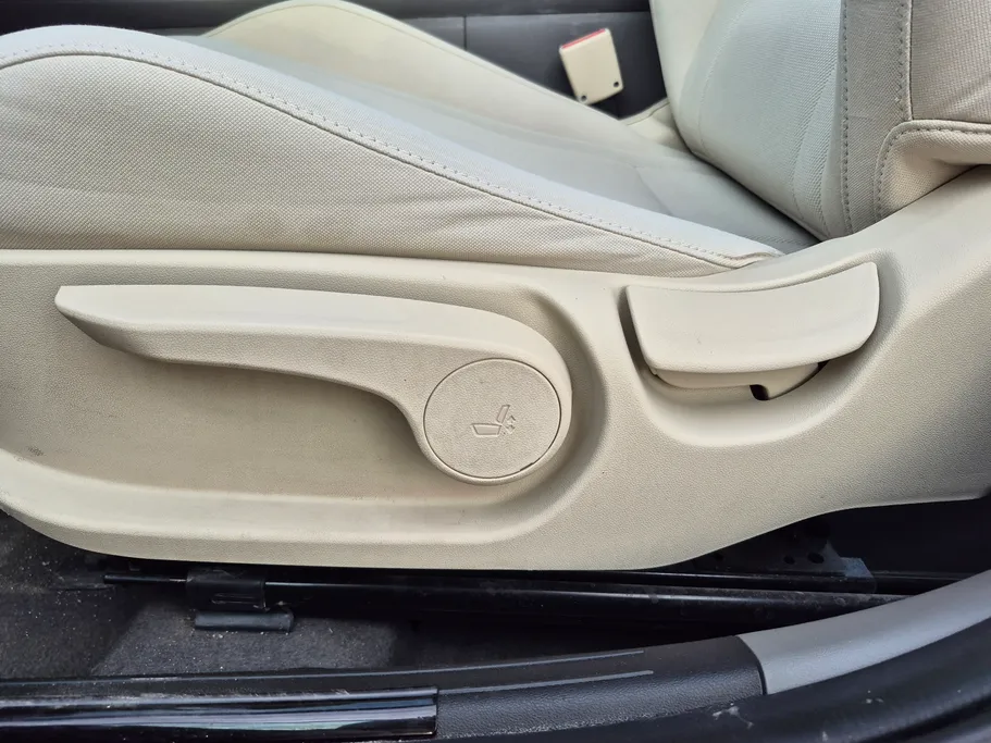 2023 Hyundai Elantra Smart 