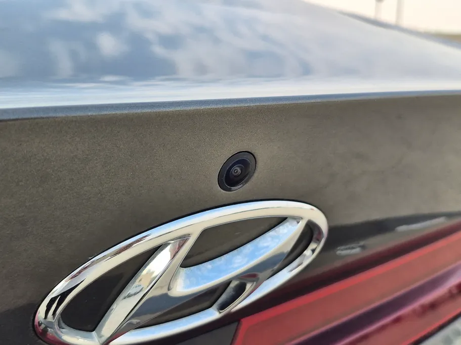 2023 Hyundai Elantra Smart 