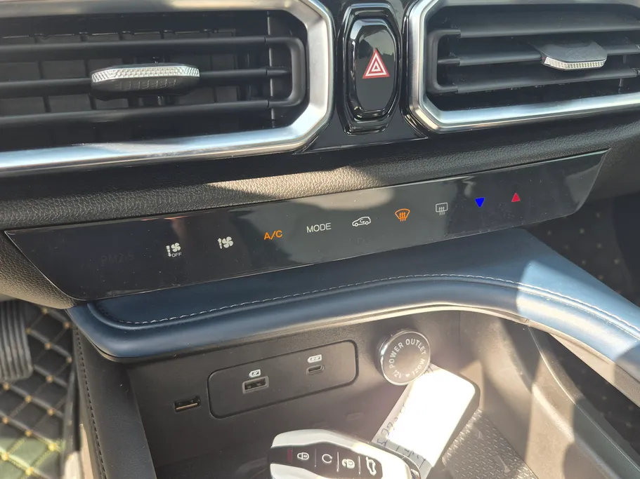 2025 Jetour X50 Premium 