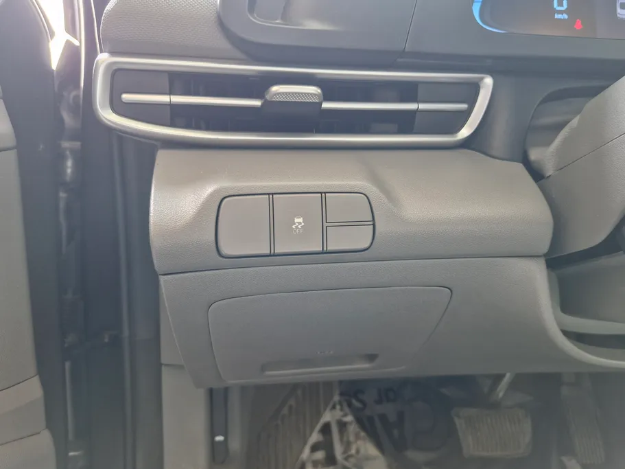 2024 Hyundai Elantra Smart 