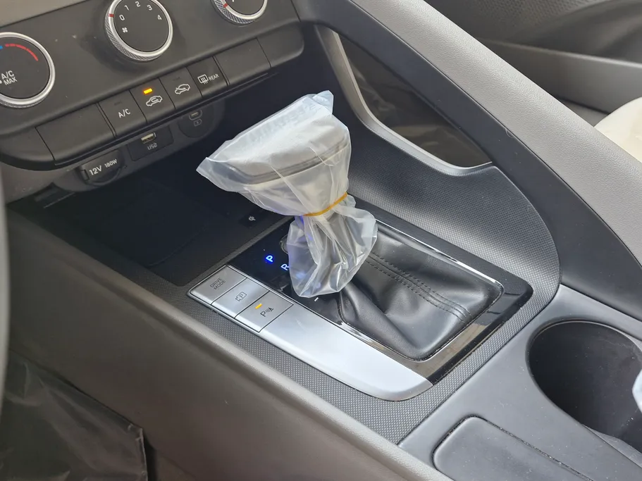 2024 Hyundai Elantra Smart 