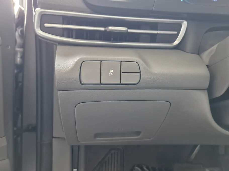 2024 Hyundai Elantra Smart 